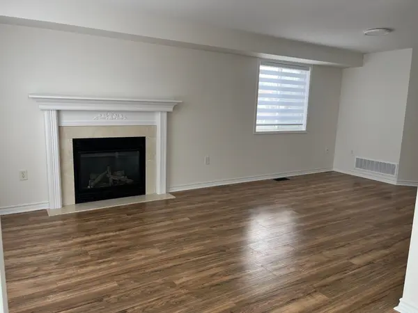 14 Downing CRES, Barrie, ON L4N 8V7