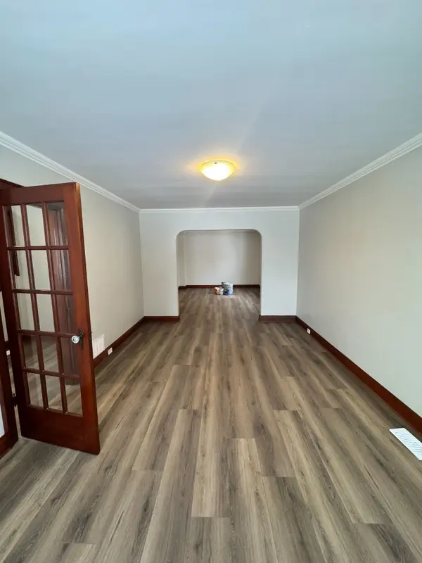 48 Drury LN, Barrie, ON L4M 3C8