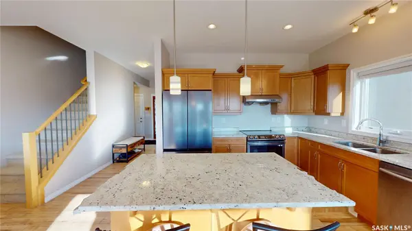 242 Whalley CRESCENT, Saskatoon, SK S7T 0N9