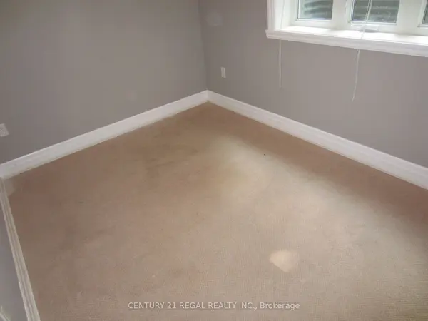 1361 Lochlin TRL #bsmt, Mississauga, ON L5G 3V4