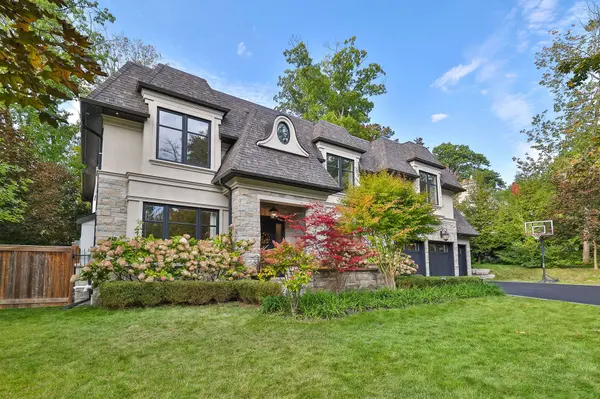 1389 Weaver AVE, Oakville, ON L6J 2L6