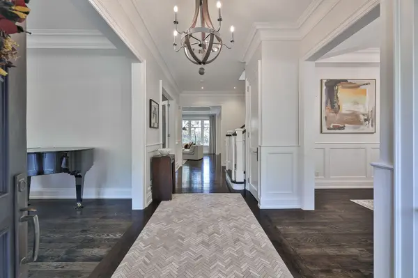 1389 Weaver AVE, Oakville, ON L6J 2L6