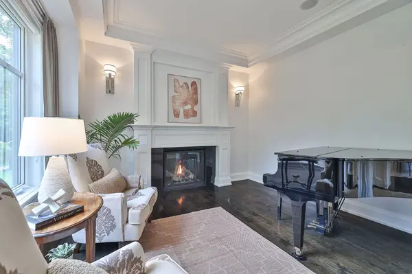 1389 Weaver AVE, Oakville, ON L6J 2L6