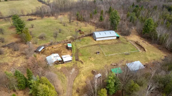 754 Crooked Rapids RD N, North Algona Wilberforce, ON K0J 1T0