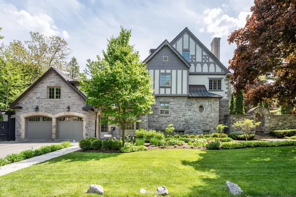 480 Manor AVE, Rockcliffe Park, ON K1M 0H9