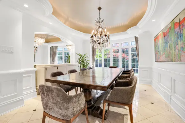 480 Manor AVE, Rockcliffe Park, ON K1M 0H9