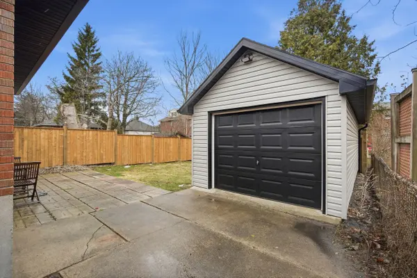 598 Ross ST, London East, ON N5Y 3V7