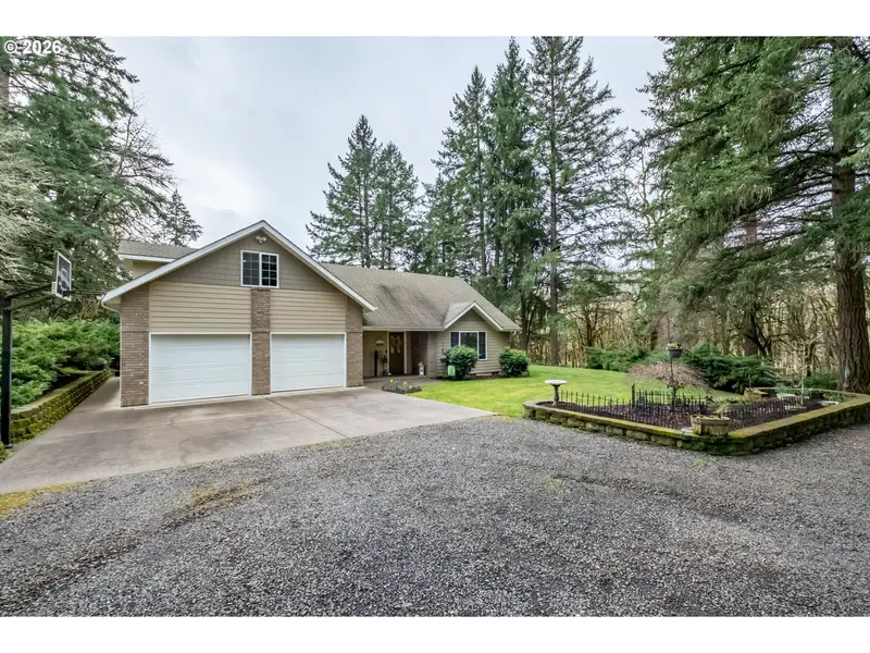 39692 LACOMB DR, Lebanon, OR 97355