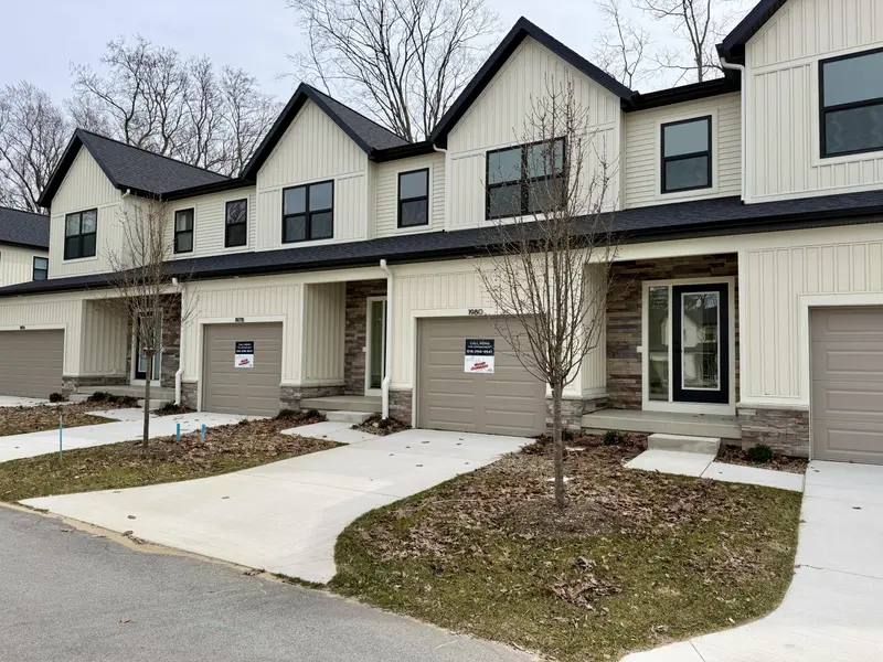 1980 S Shorewood Lane #19, Park Twp, MI 49423
