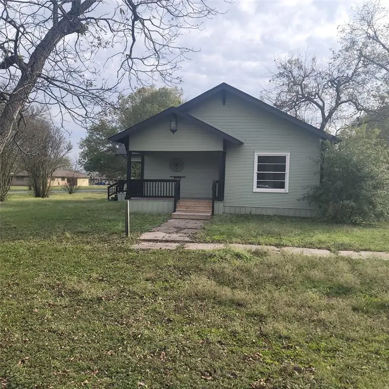 410 3rd Street, Kerens, TX 75144