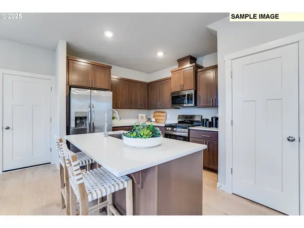 7306 SE Butternut Creek PKWY, Hillsboro, OR 97123