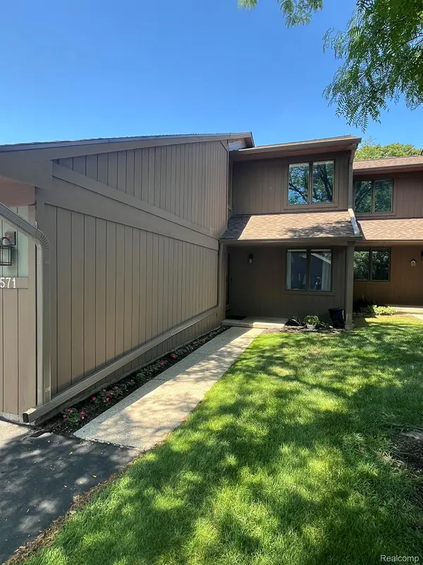 571 Park PL, Saline, MI 48176