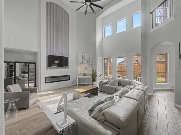 820 Owl Creek Drive, Murphy, TX 75094