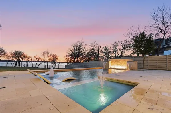 6833 Red Bud Drive, Flower Mound, TX 75022