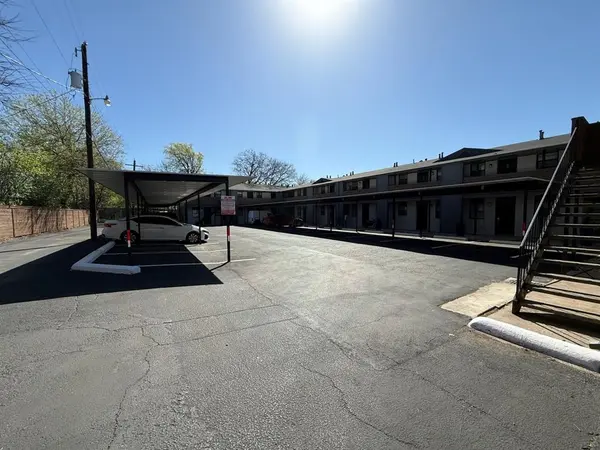 5928 Fletcher Avenue #20, Fort Worth, TX 76107