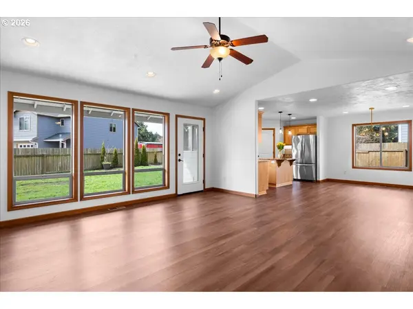 371 SW KALMIA AVE, Warrenton, OR 97146