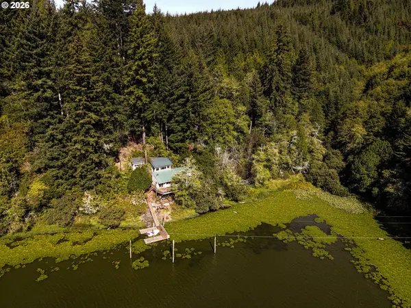 909 N TENMILE, Lakeside, OR 97449