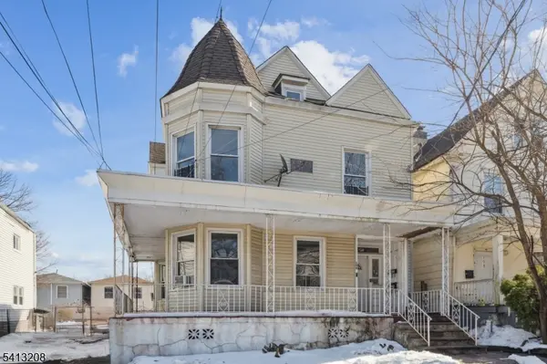 194-196 Smith St, Newark City, NJ 07106