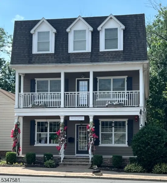 4 Centennial Ave #E, Cranford Twp., NJ 07016