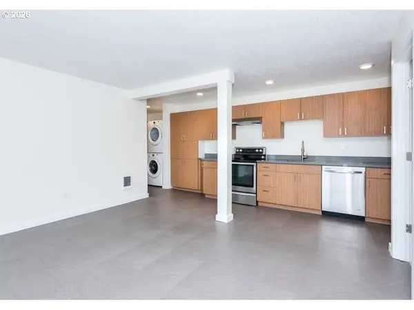 3204 SW 10TH AVE, Portland, OR 97239