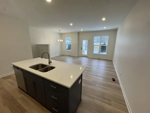 1980 S Shorewood Lane #19, Park Twp, MI 49423