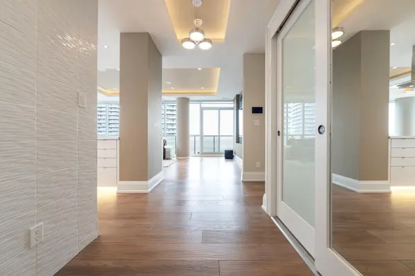 65 Bremner BLVD #Sph5304, Toronto C01, ON M5J 0A7