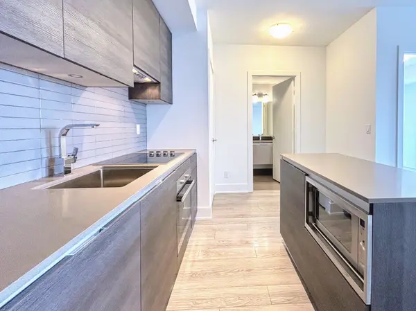 200 Bloor ST W #1208, Toronto C02, ON M5S 1T8