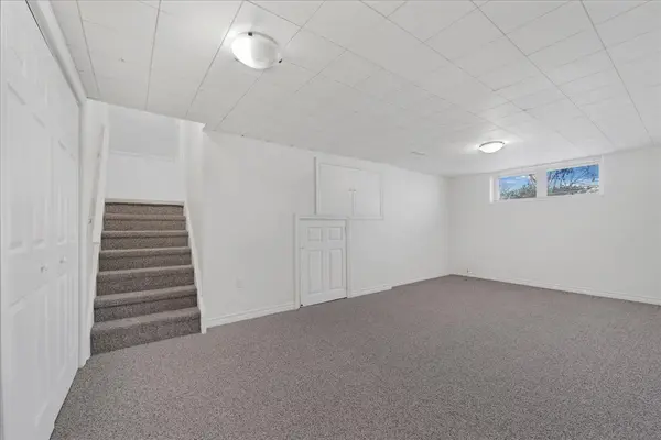 78 College CRES #BSMT, Barrie, ON L4M 2W3