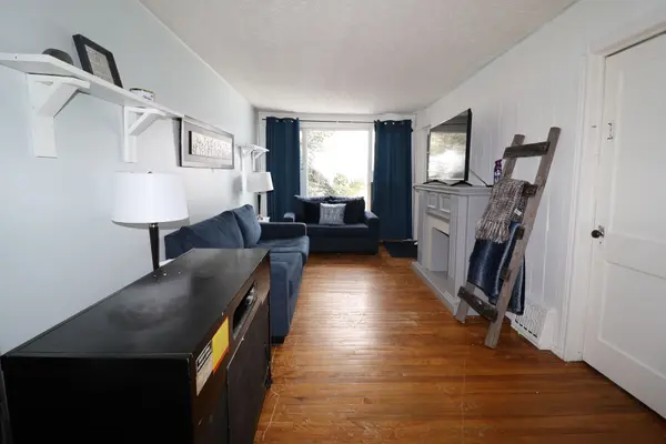 17 Premier AVE E, Kirkland Lake, ON P2N 1W9