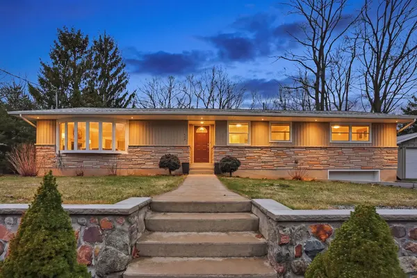 9650 Joanne AVE, Lambton Shores, ON N0M 1T0