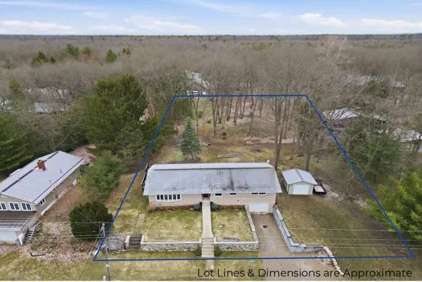 9650 Joanne AVE, Lambton Shores, ON N0M 1T0