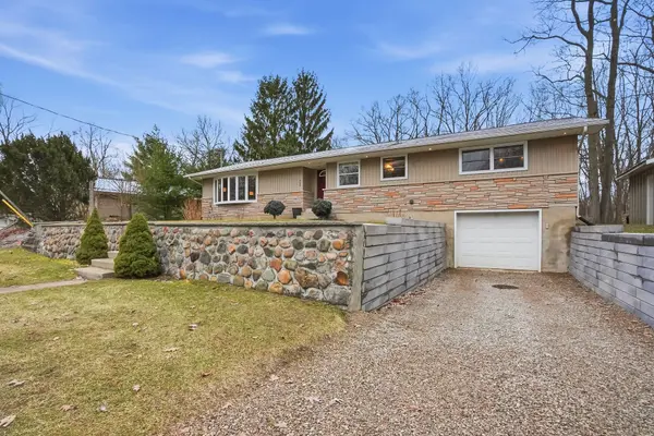 9650 Joanne AVE, Lambton Shores, ON N0M 1T0