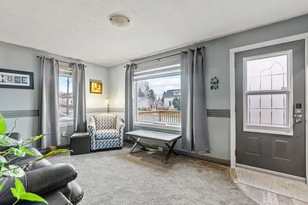 28 Edward ST, Bluewater, ON N0M 2T0