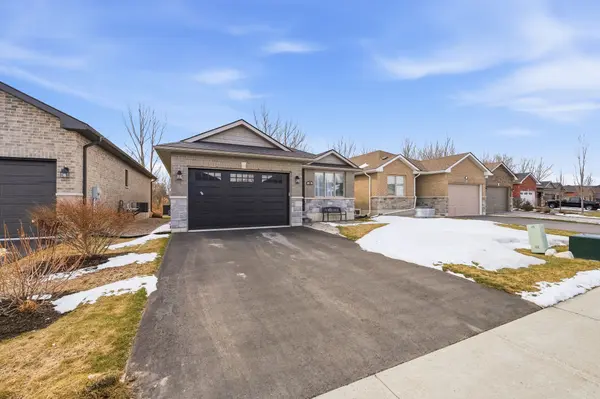 76 Royal Gala DR, Brighton, ON K0K 1H0