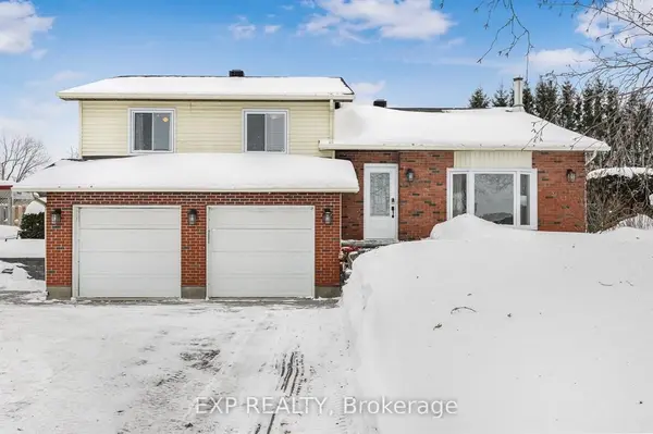 564 Du Golf RD, Clarence-rockland, ON K0A 2A0