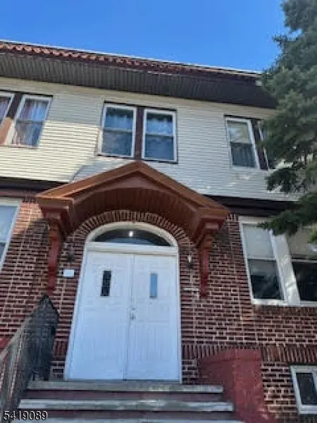 216 Sunset Ave #1R, Newark City, NJ 07106