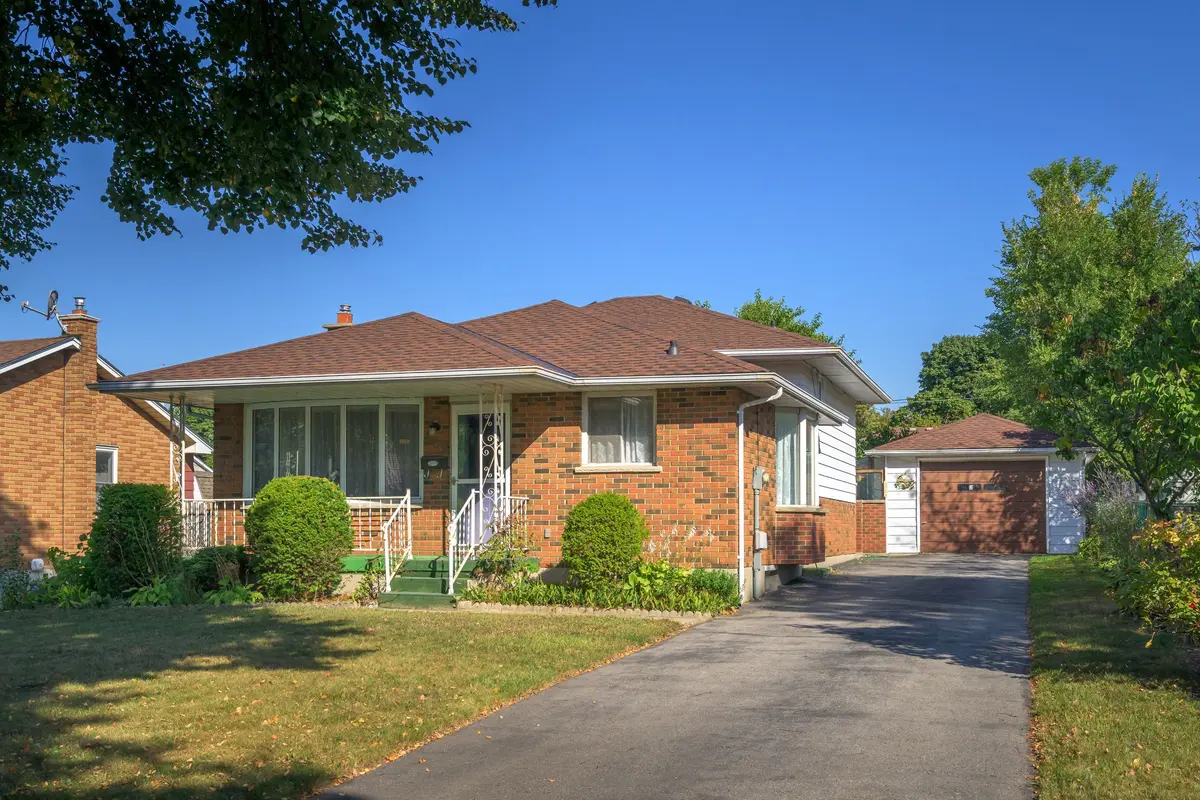 289 Fairhaven CIR, London East, ON N5W 1E4