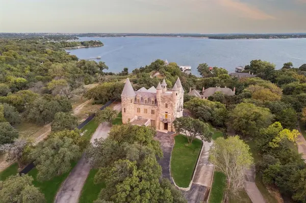 9888 Boat Club Road, Fort Worth, TX 76179