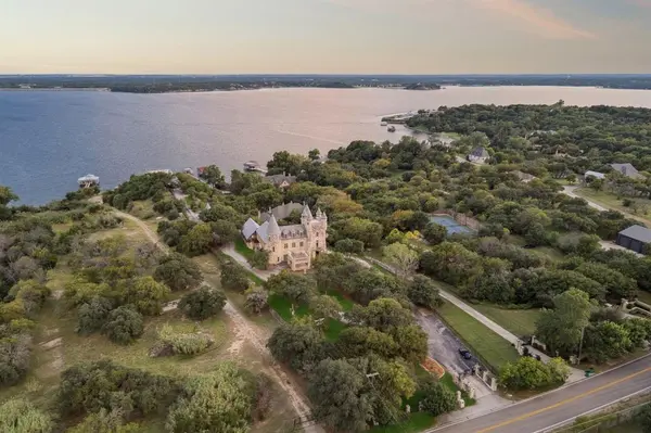 9888 Boat Club Road, Fort Worth, TX 76179