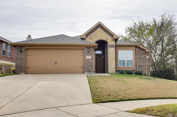 10813 Valor Trail,  Fort Worth,  TX 76108