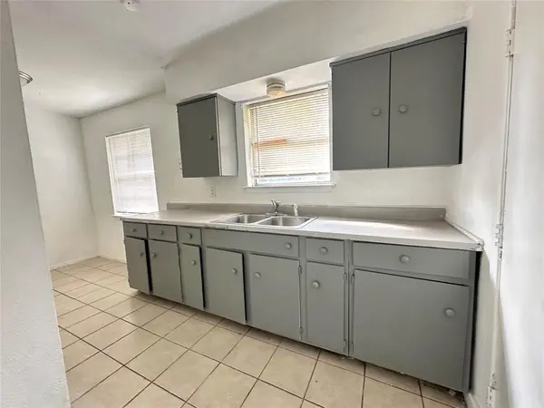 4916 Mcdougal Street, Greenville, TX 75401