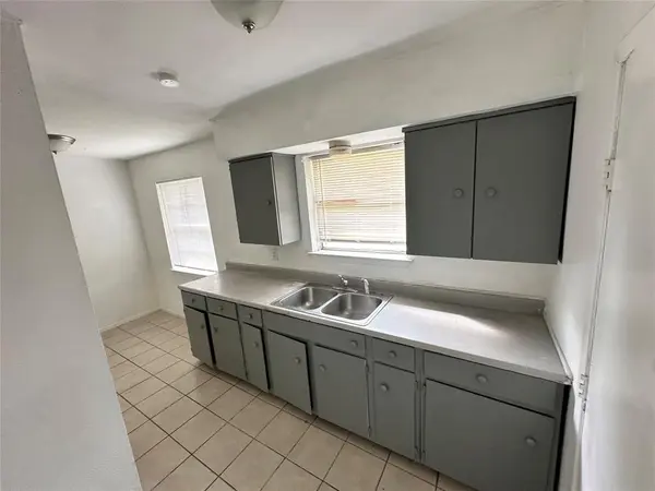 4916 Mcdougal Street, Greenville, TX 75401