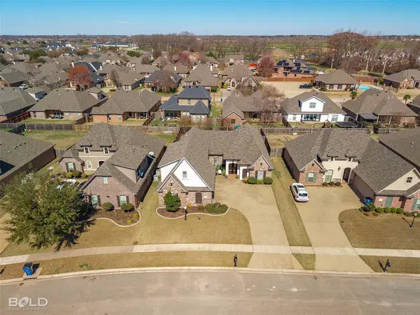 918 Royal Circle, Bossier City, LA 71111