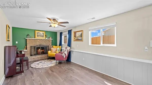 1660 Winnebago RD, Colorado Springs, CO 80915