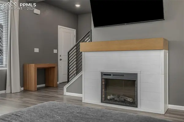 5658 Mammoth LN, Colorado Springs, CO 80927