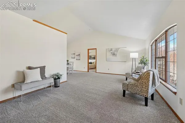 2030 Heatherdale DR, Colorado Springs, CO 80915