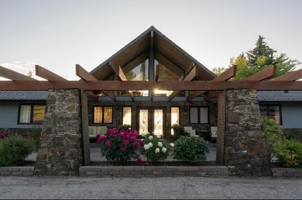 188 Artists View WAY, Rural Rocky View County, AB T3Z 3N1