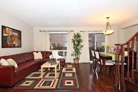 26 Macgregor AVE, Richmond Hill, ON L4B 4S9