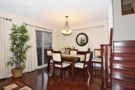 26 Macgregor AVE, Richmond Hill, ON L4B 4S9