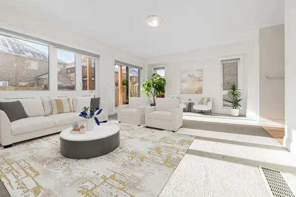 5 Gridiron Gate, Vaughan, ON L4H 4W8